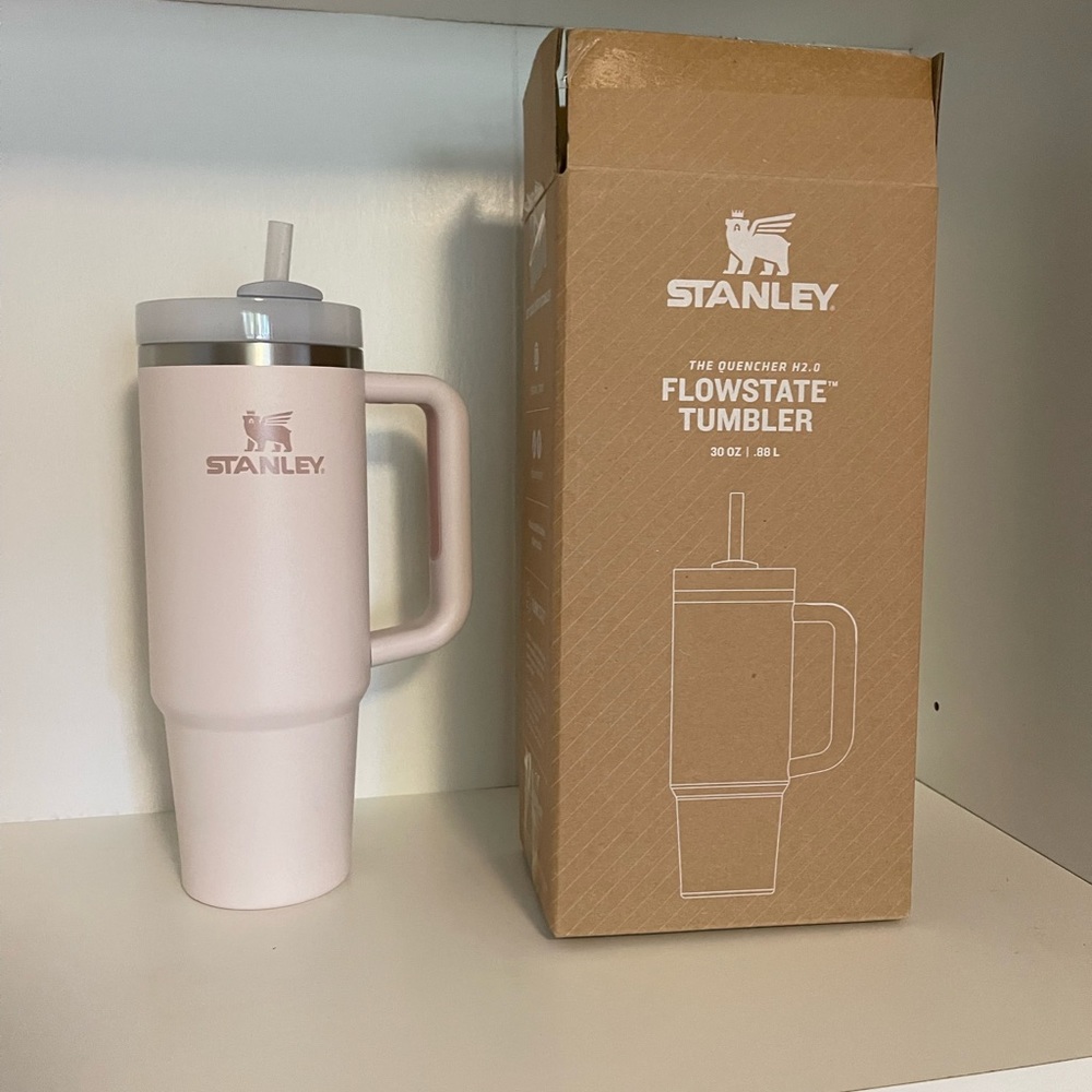 Stanley Quencher 30 oz in Rose Quartz